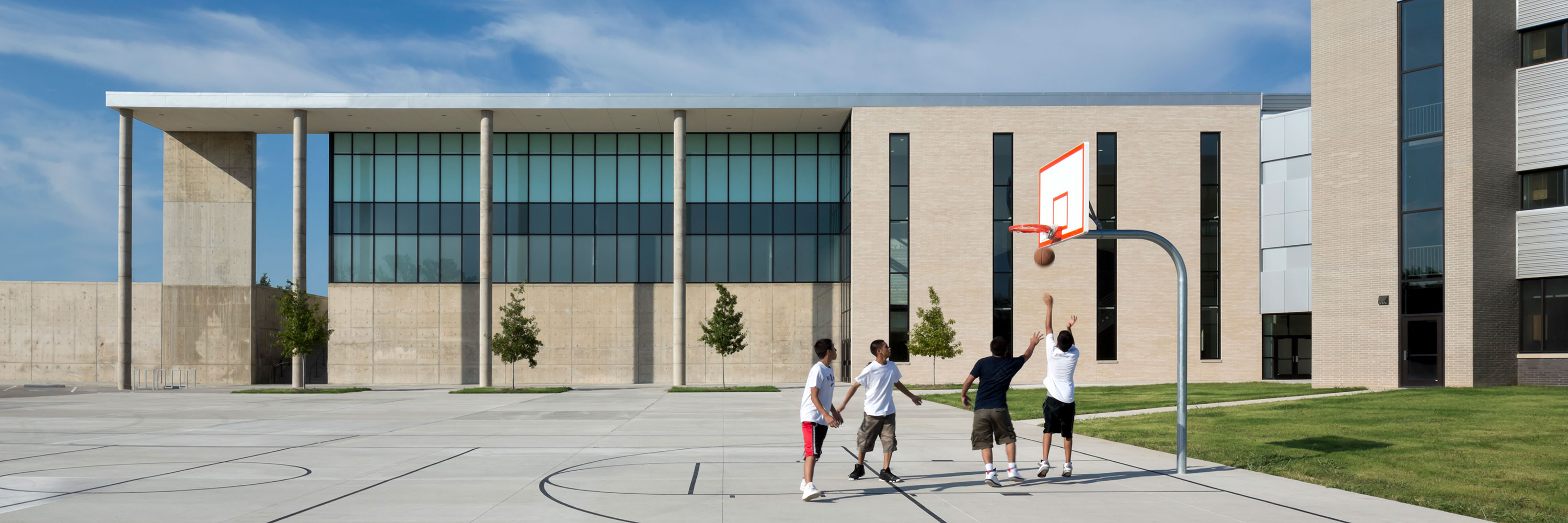 Dallas ISD Zan Holmes Jr Middle School